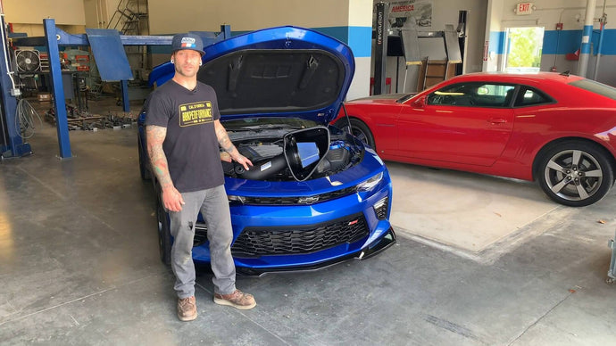 Vidéo d'installation de l'air froid de la Chevrolet Camaro SS 6,2 L BBK Black Series 2016-2020